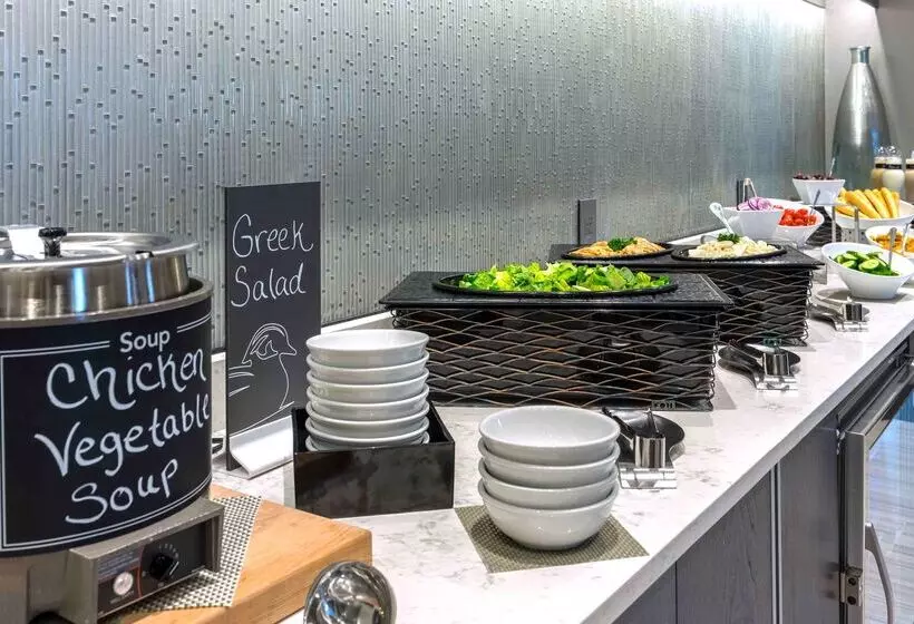 ホテル Homewood Suites By Hilton Boston Logan Airport Chelsea