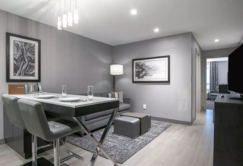 ホテル Homewood Suites By Hilton Boston Logan Airport Chelsea