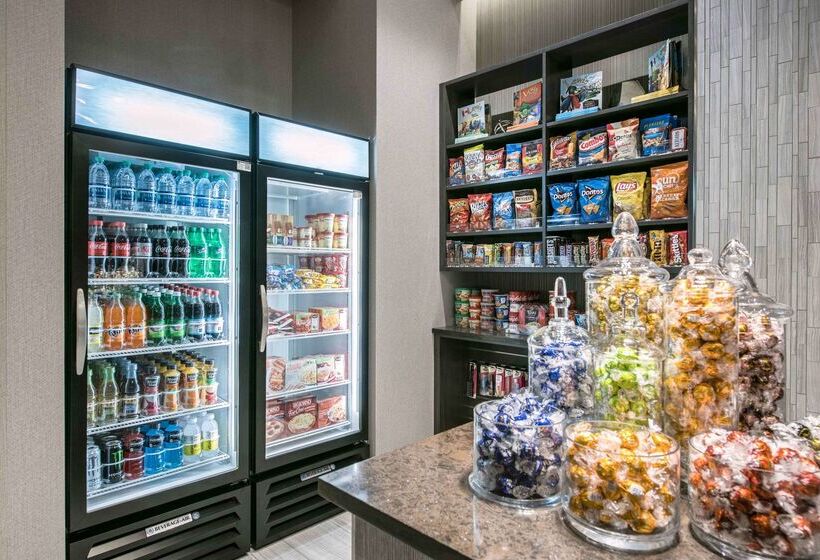 Отель Homewood Suites By Hilton Boston Logan Airport Chelsea