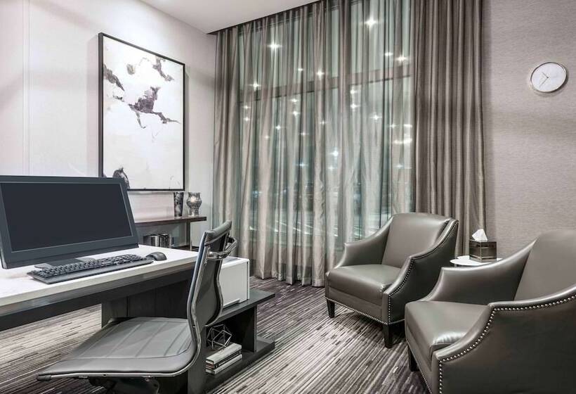 Отель Homewood Suites By Hilton Boston Logan Airport Chelsea