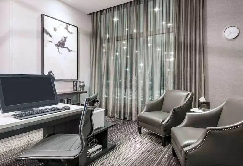 ホテル Homewood Suites By Hilton Boston Logan Airport Chelsea