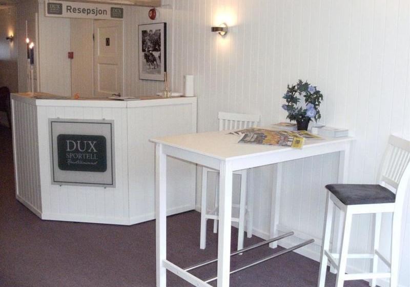 호텔 Høvåg Gjestehus