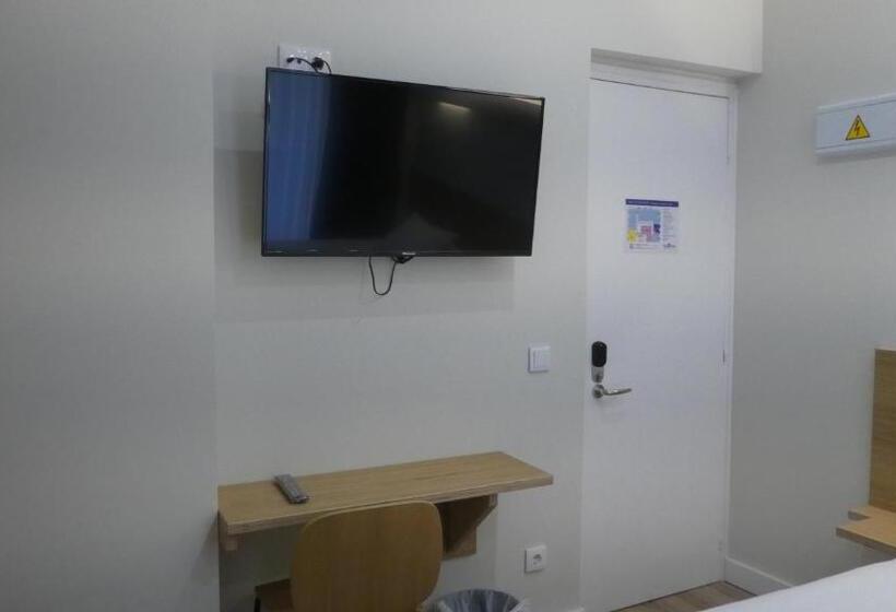 هتل Plaza Pombo B&b Hostal