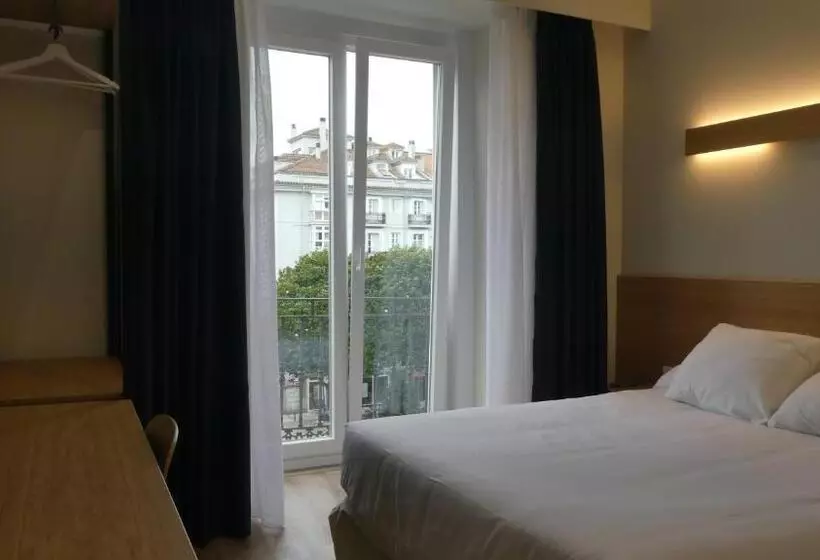 هتل Plaza Pombo B&b Hostal