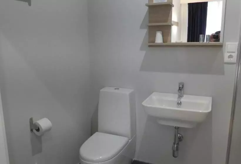 هتل Plaza Pombo B&b Hostal