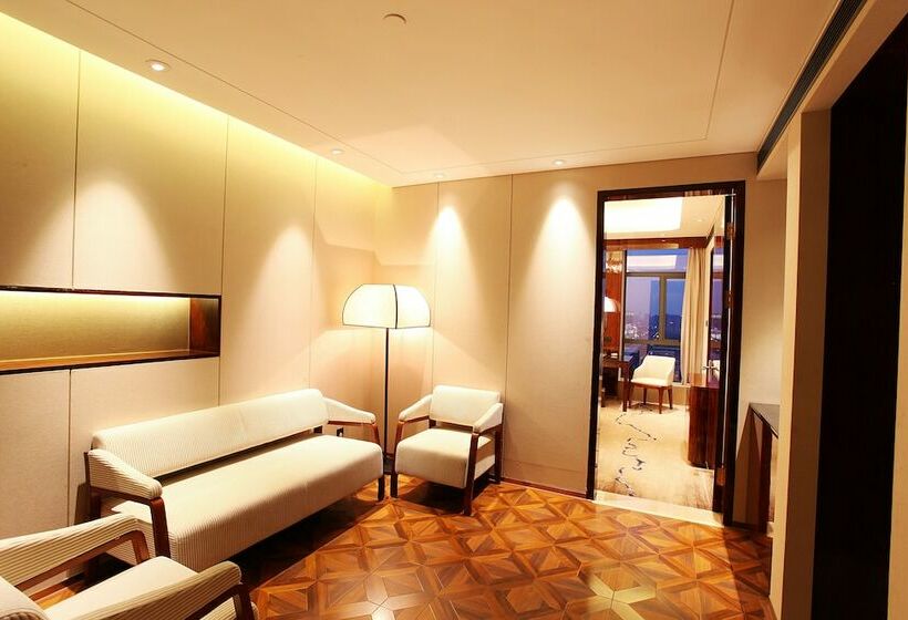 فندق Ramada Plaza By Wyndham Changsha South