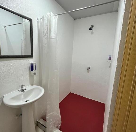 مُتل Cabinas Golfito