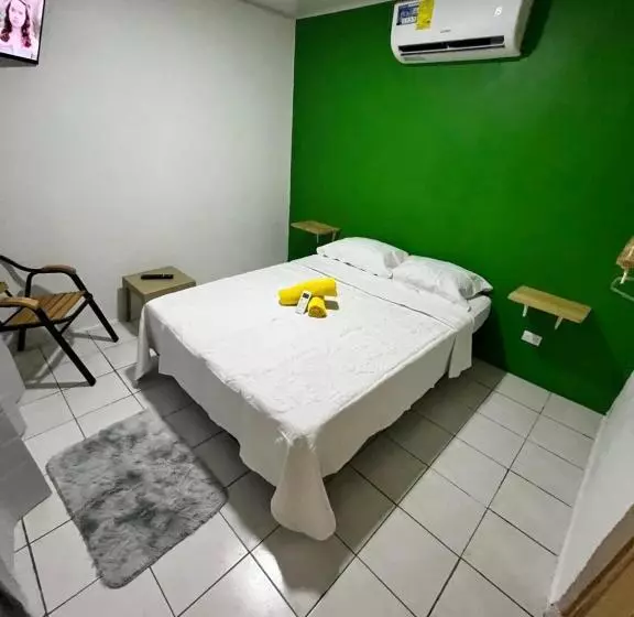 Motelli Cabinas Golfito