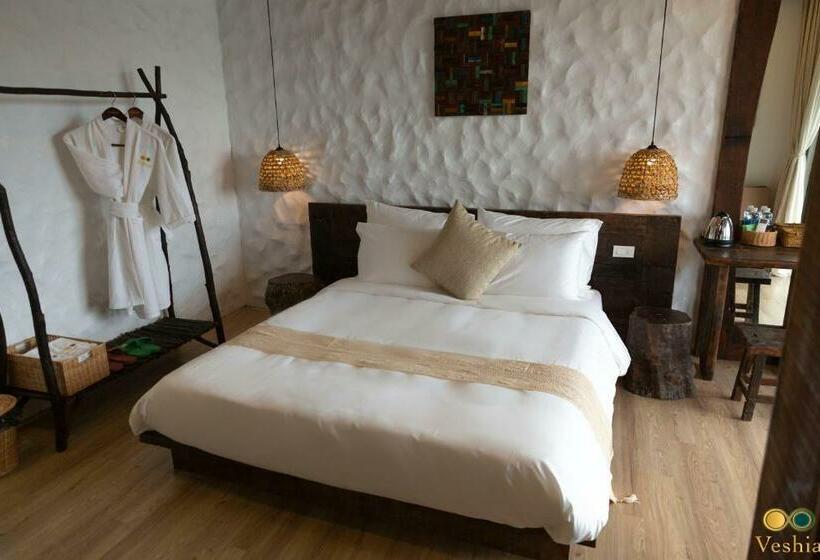 استراحتگاه Black Ship Sapa