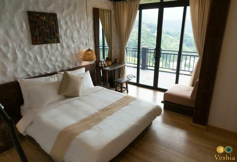 استراحتگاه Black Ship Sapa