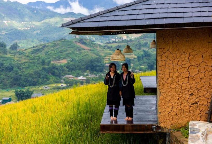 استراحتگاه Black Ship Sapa