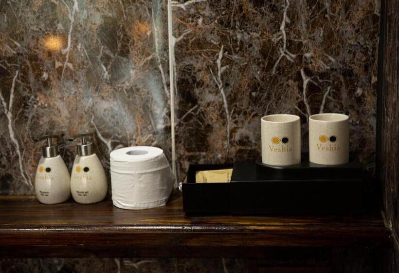 استراحتگاه Black Ship Sapa