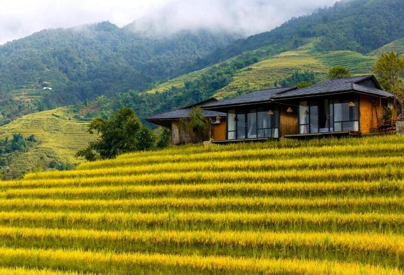 استراحتگاه Black Ship Sapa