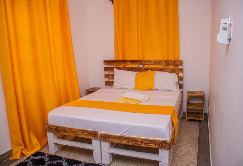 تختخواب و صبحانه Sue Casa Mtwapa