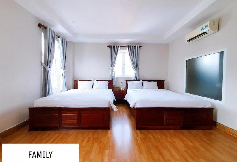 Holiday Hotel Phú Quốc