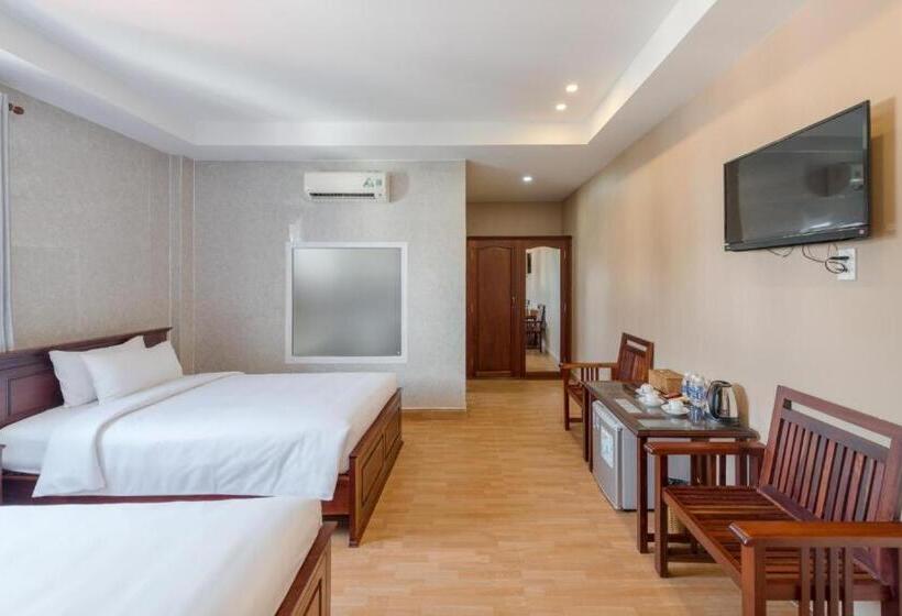 Holiday Hotel Phú Quốc