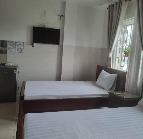 هتل Khách Sạn Milan