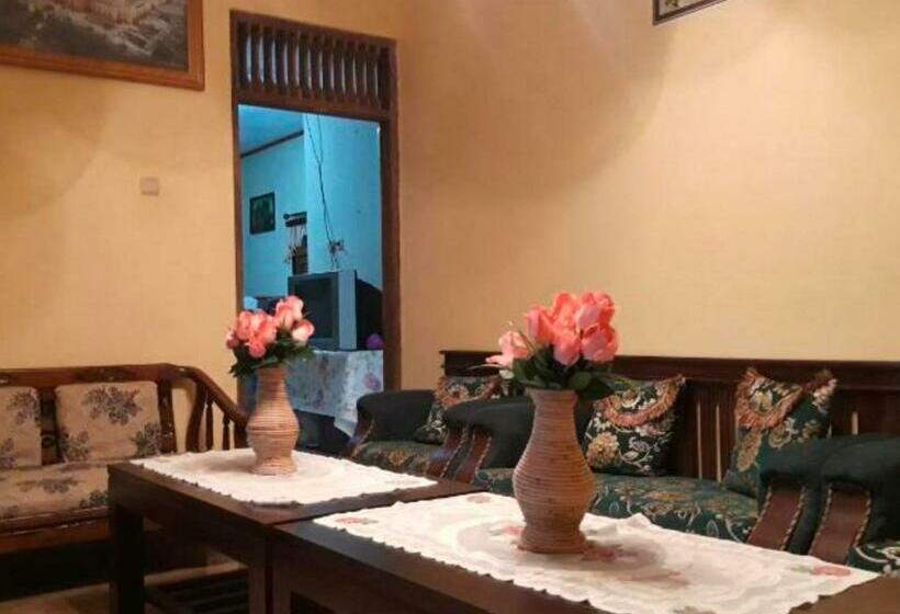 Pensionat Salaman Stay