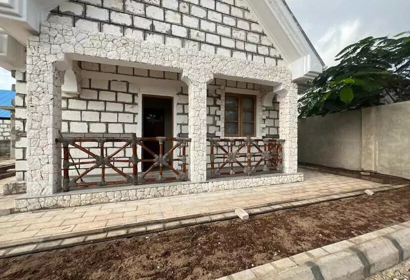 Majatalo Terrapin Village And Hostel