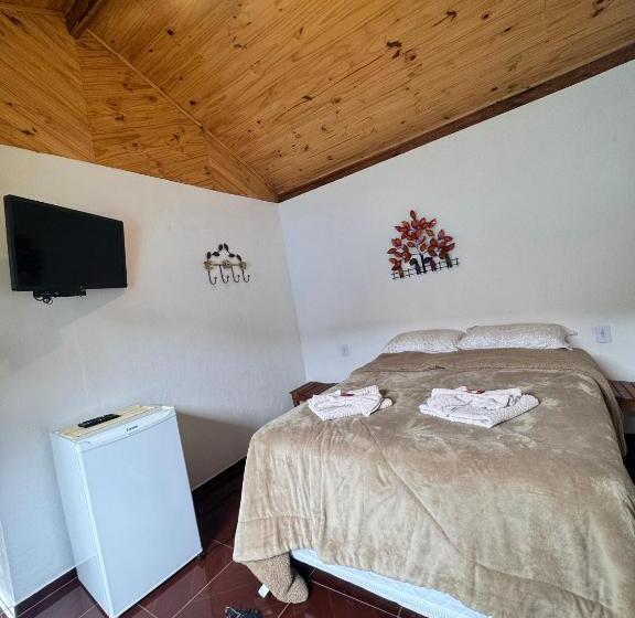 Albergue Pousada Dona Chica