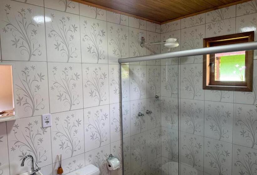 Albergue Pousada Dona Chica