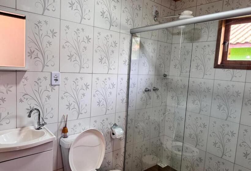 Albergue Pousada Dona Chica