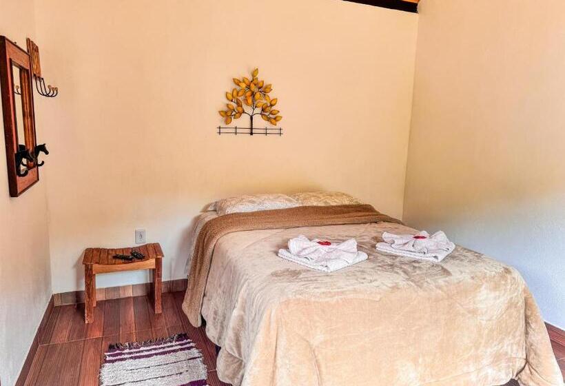 Albergue Pousada Dona Chica