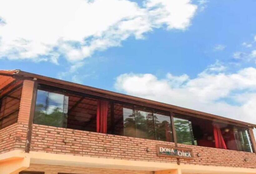 Albergue Pousada Dona Chica