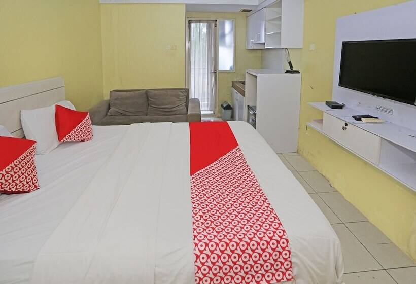 ホテル Capital O 92971 Pelangi Residence