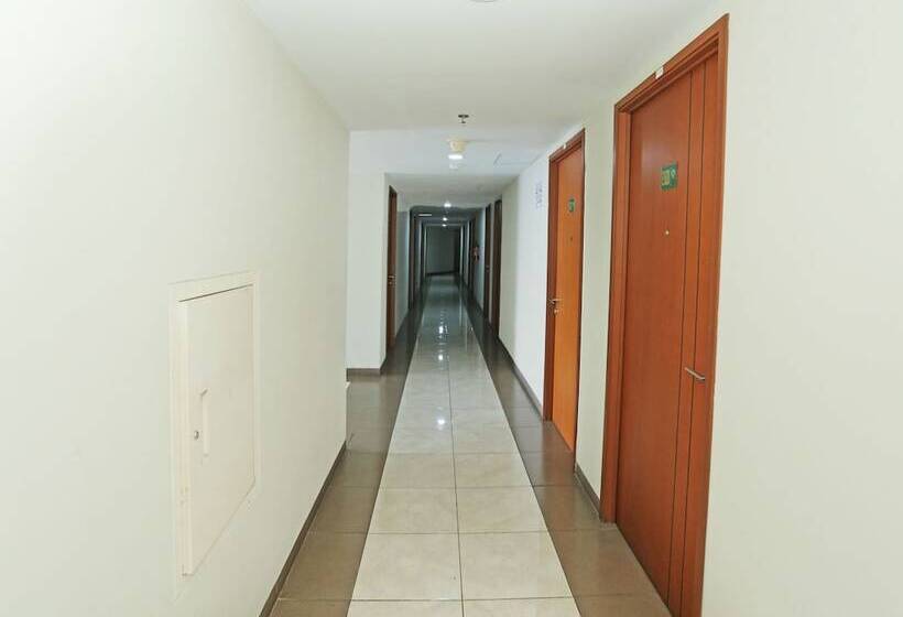 ホテル Capital O 92971 Pelangi Residence