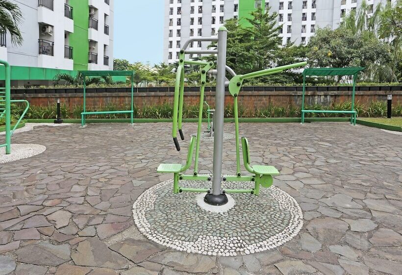 ホテル Capital O 92971 Pelangi Residence