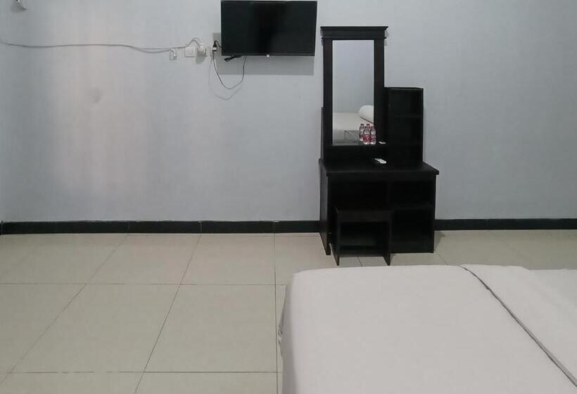 ホテル Surya Abadi Homestay Syariah Redpartner