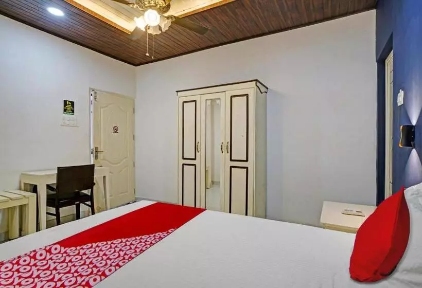 Hotelli Oyo Flagship The Coffee Club Executive Lodging