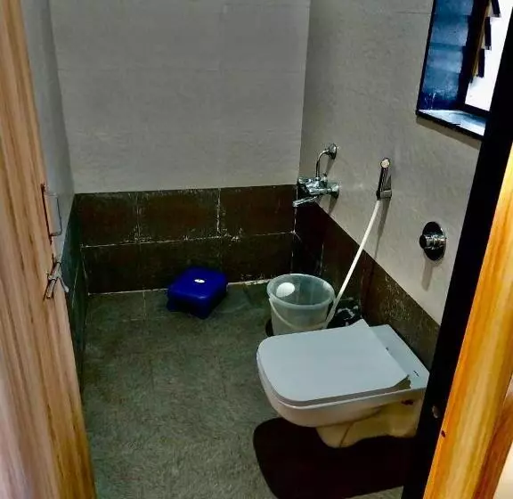 ホテル Spot On Isha Guest House