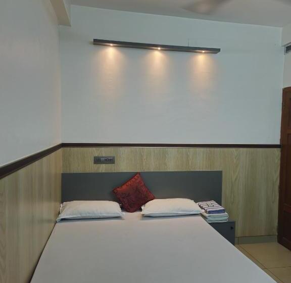 ホテル Noor Plaza