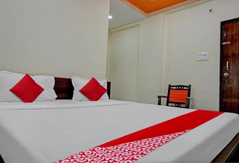 ホテル Oyo Flagship Sai Balaji Lodge