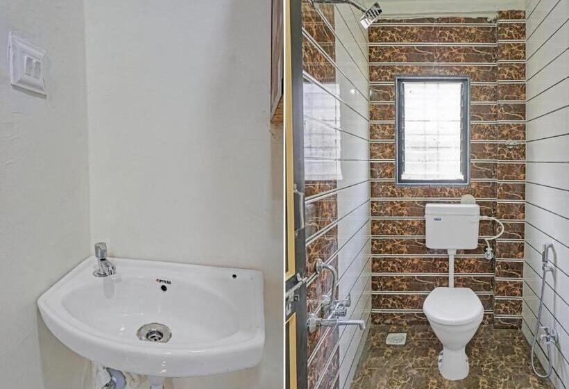 ホテル Oyo Flagship Sai Balaji Lodge