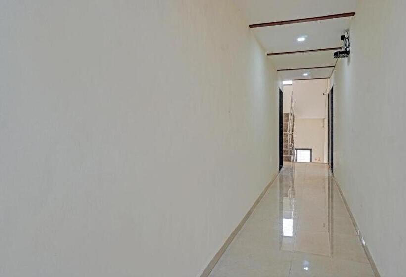 ホテル Oyo Flagship Sai Balaji Lodge