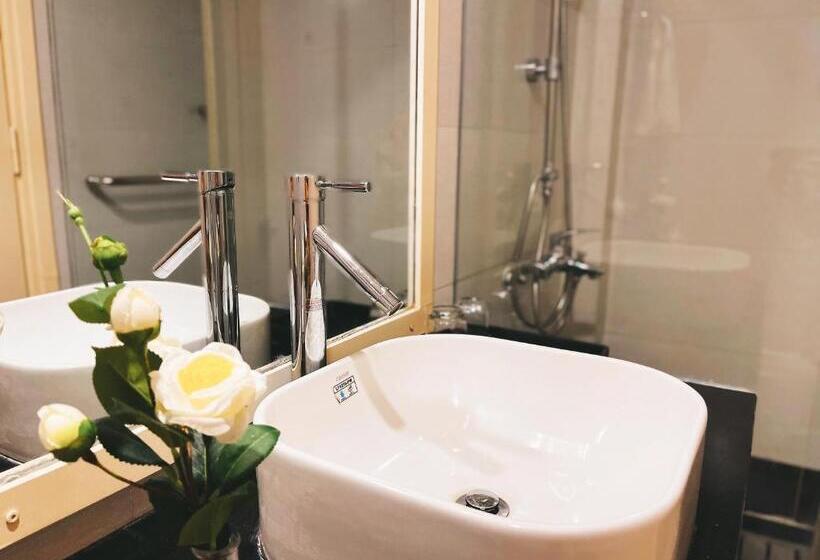 هتل Rivera Boutique