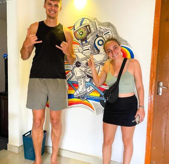 Mad Monkey Hostel And Lounge