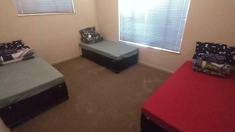 Общежитие Wolseley Budget Self Catering & Backpackers Witzenberg