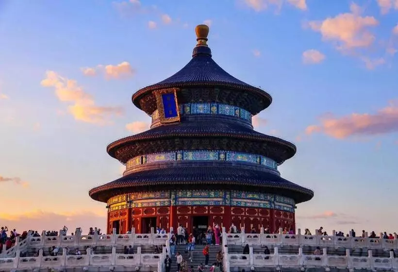 East Sacred Hotel ᴸᴱo   Foreign Accept   Two Minutes Walk To Subway 丨tourism Service English Speakin