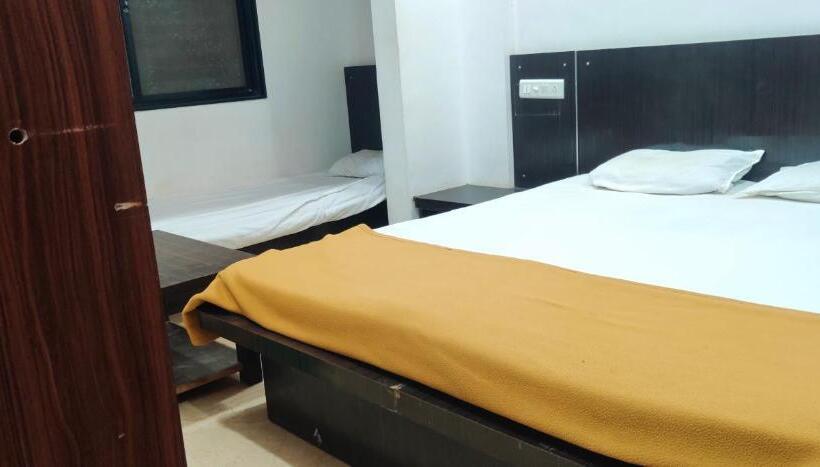 فندق Bhavanichatra Bhakt  Niwas