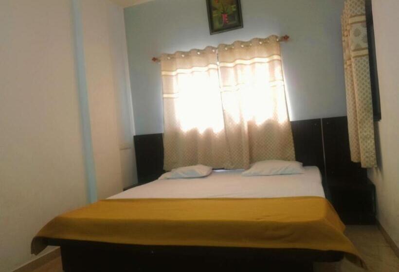 فندق Bhavanichatra Bhakt  Niwas