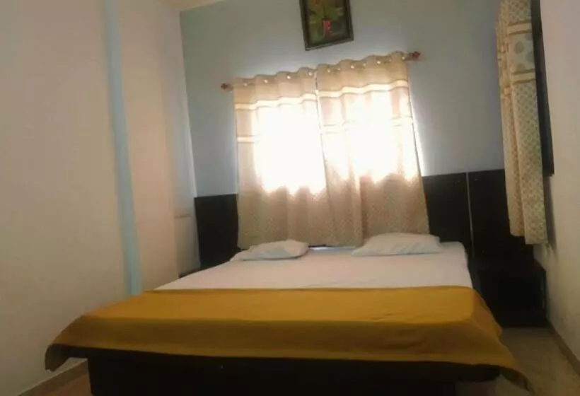 ホテル Bhavanichatra Bhakt  Niwas