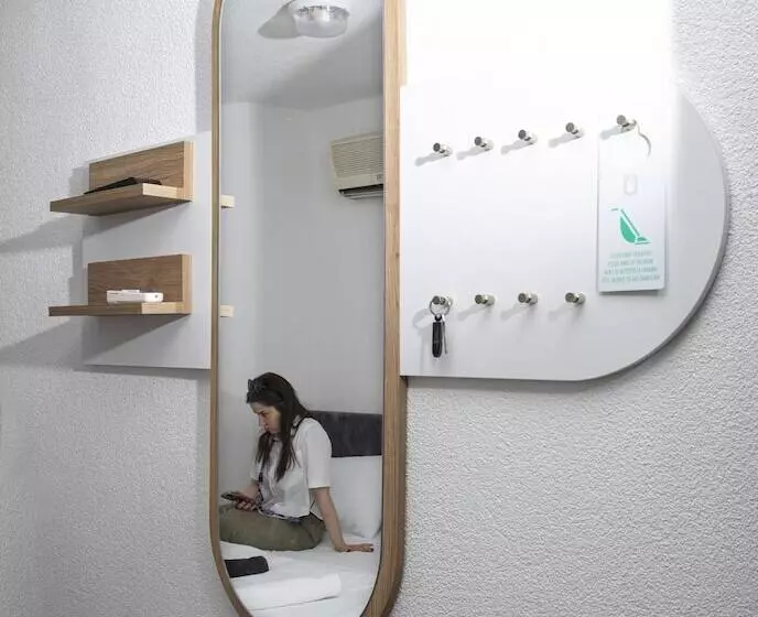 Kapselihotelli Noya Suites