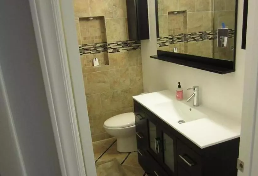 Hotelli Modern/retro Condo