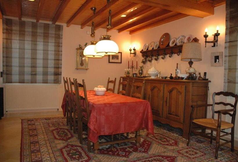 住宿加早餐  La Coulonnière