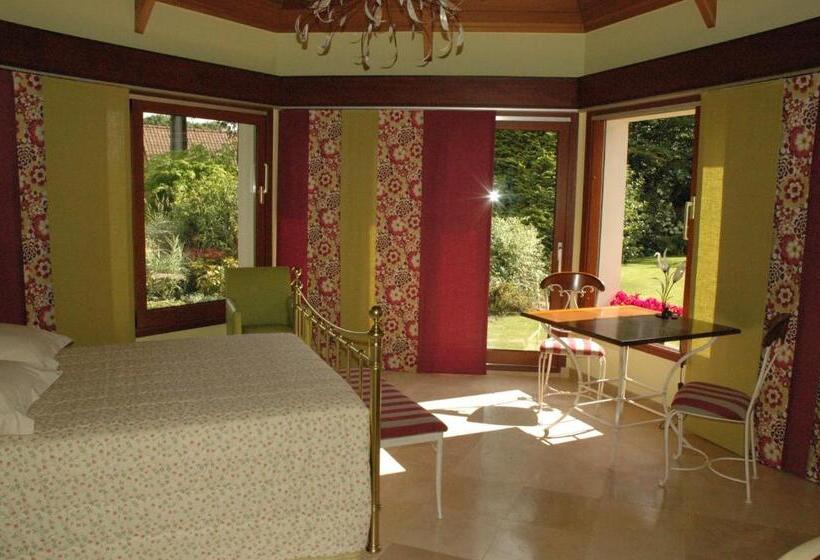 住宿加早餐  La Coulonnière