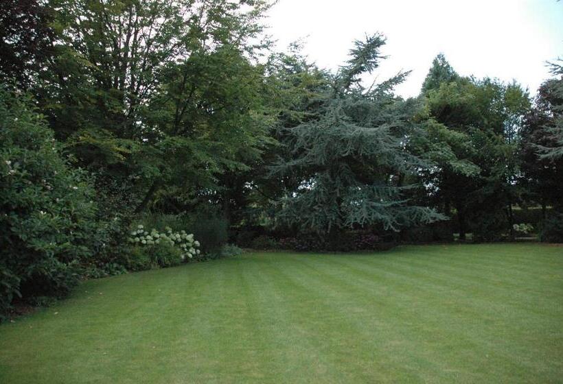 住宿加早餐  La Coulonnière